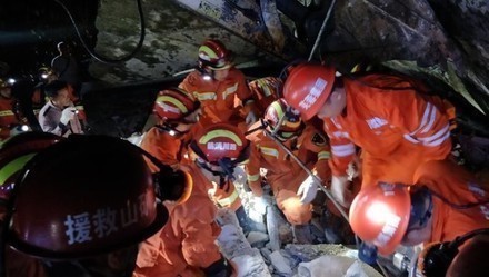 液體硅膠廠家心系地震災(zāi)區(qū)，祈禱平安